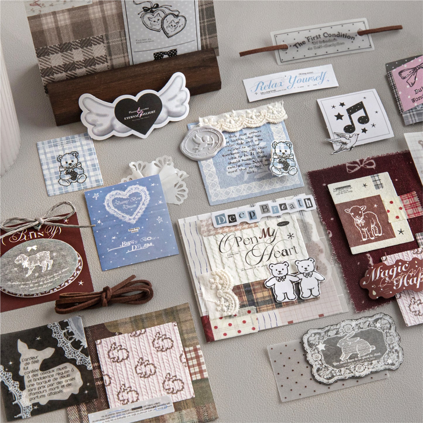 [2601-216] Neutral Tone Mixed Media Journal Pack