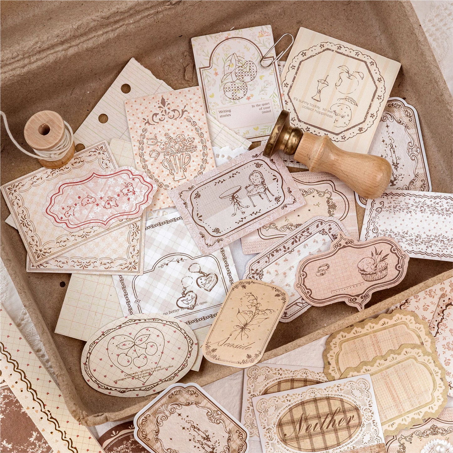 [2601-198] Candy Poetry Vintage Frame Notes