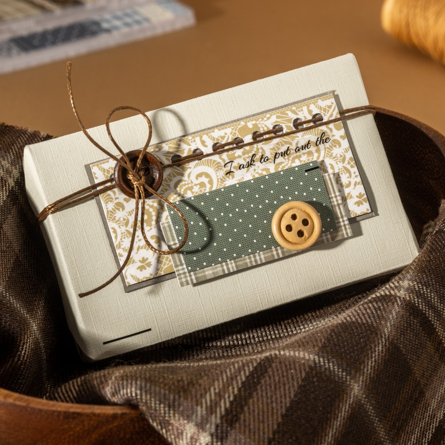 [2601-171] Floral Patchwork – Vintage Lace Collage Paper Pad (6 Designs)